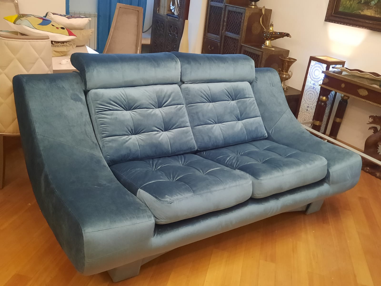 Обивка дивана на дому. Московская